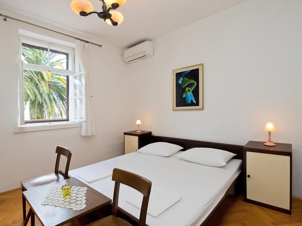 Apartments Dr. Vlasic Podstrana Room photo